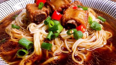 有哪些橘子视频破解版下载面食机构？橘子视频APP下载官方最新版面食技术橘子视频破解版下载学校费用解析